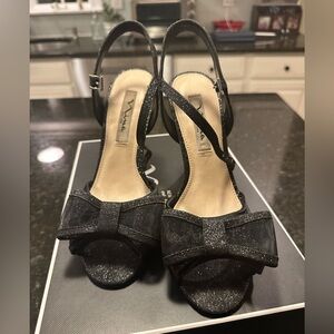 Nina Charm Black Baby Glitter Heels – Size 7M